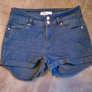 L.e.i Jean shorts